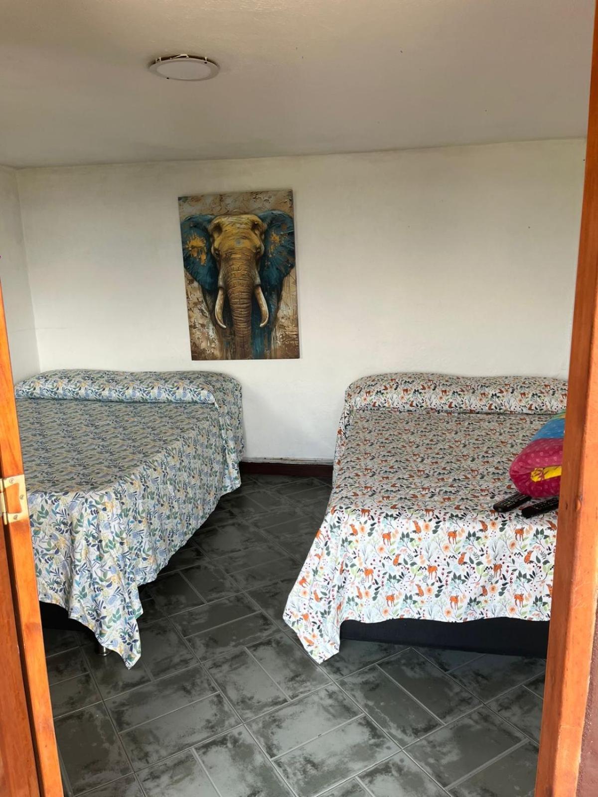 Hostal Inn II Rionegro Exteriör bild
